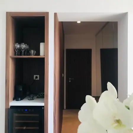 Medic Apartment *